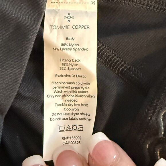 Tommie Copper Women's Lower Back Support Tank top black size Small - Picture 4 of 4